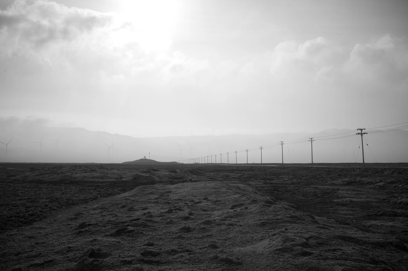 FANG photograph 052: 盐湖地表,乌鲁木齐 / Salt Lake Surface, Urumqi