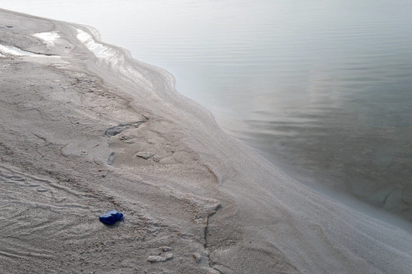 FANG photograph 158: 冰岸 / Icy Shore