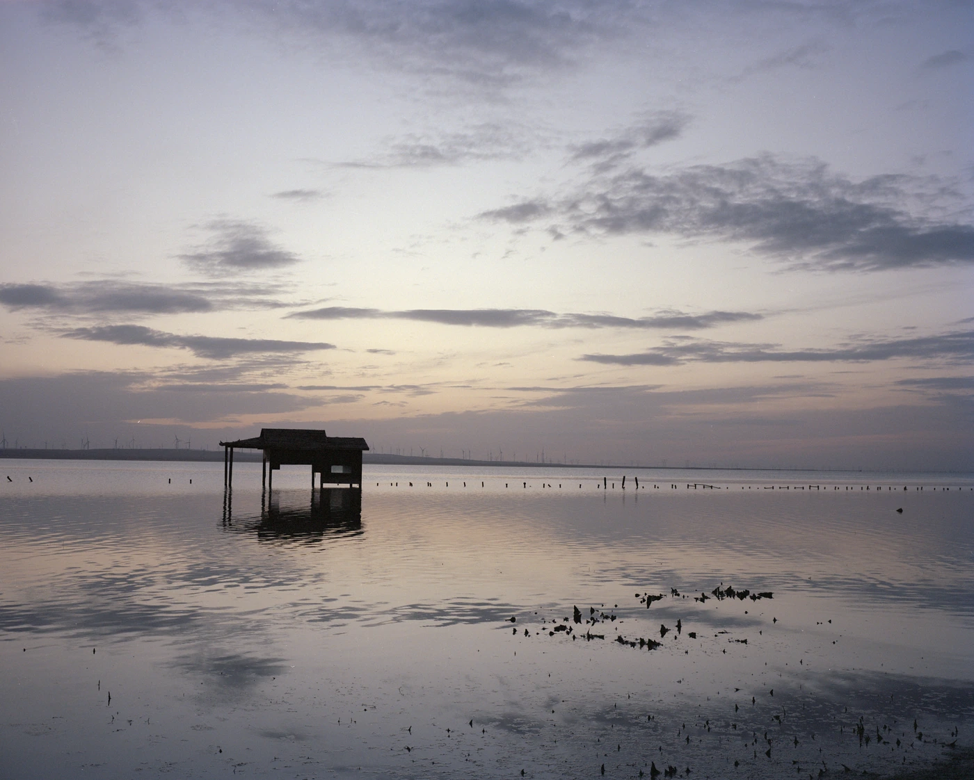 FANG photograph 151: 浅滩亭架 / Shallows Shelter