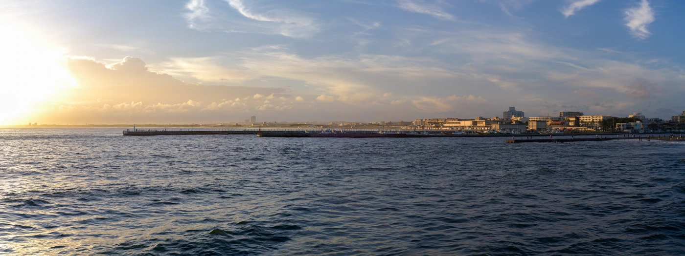 FANG photograph 150: 黄昏水岸 / Evening Waterfront