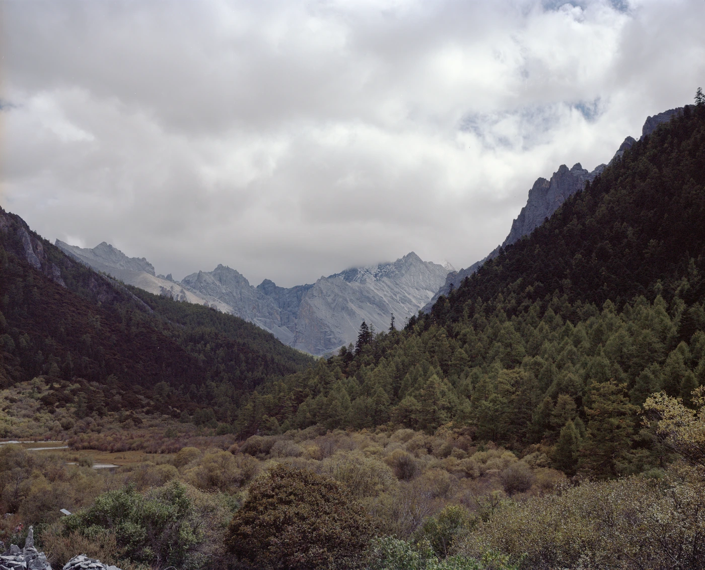 FANG photograph 069: 暴云与山谷 / Storm Clouds & Valley